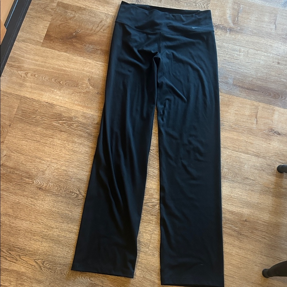 Women’s Large Nike Dri-FIT Black Performance Pants